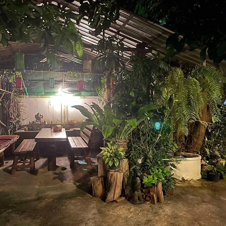 Lungsonhouse Pai Villa Exterior photo