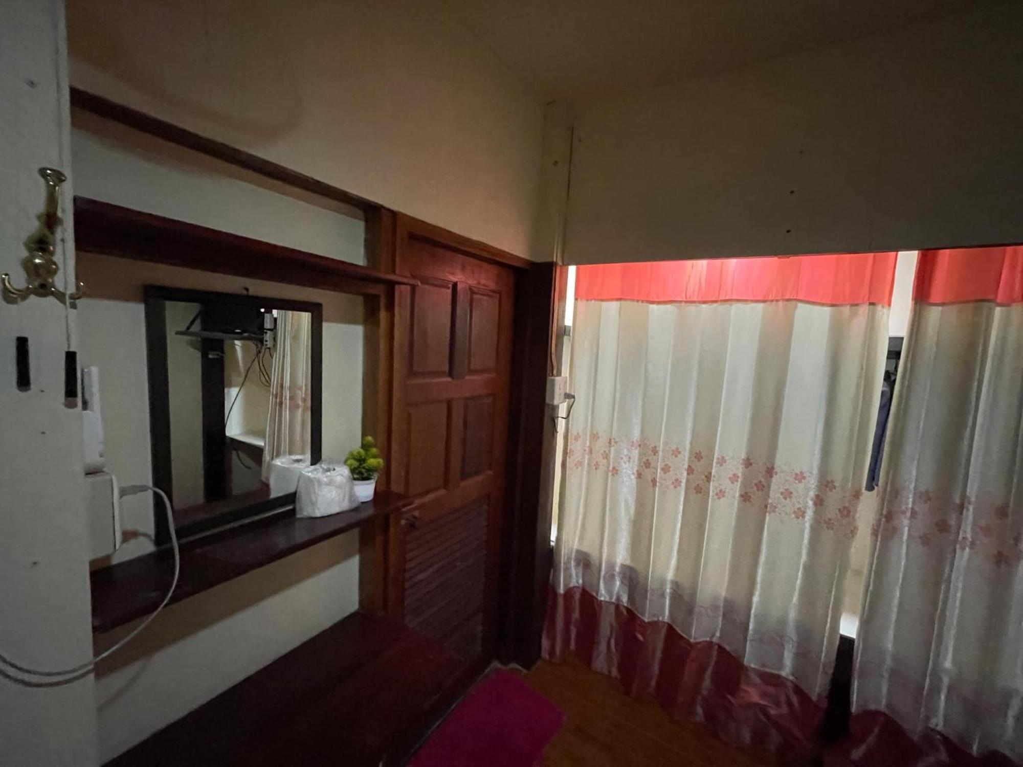 Lungsonhouse Pai Villa Room photo