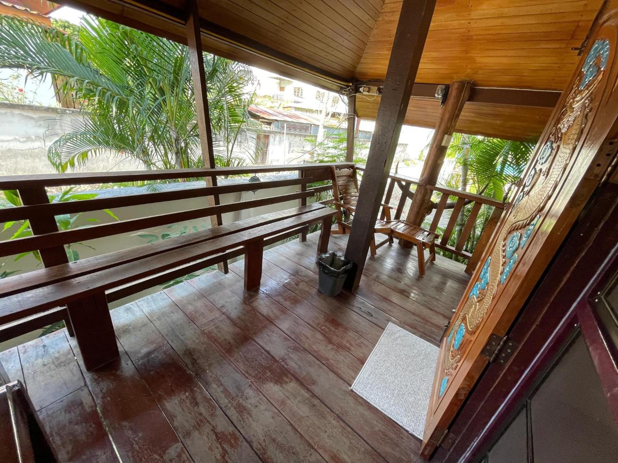 Lungsonhouse Pai Villa Room photo