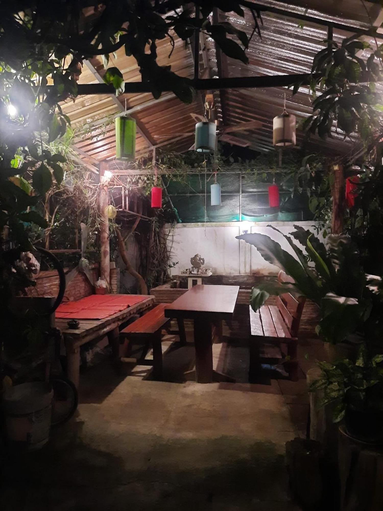 Lungsonhouse Pai Villa Exterior photo